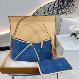 24SS Women's Luxury Designer CarryAll New Denim Commuter Bag Women's Crossbody Bag Axel Bag Tablet Bag Makeup Bag Shoppin Ksxt