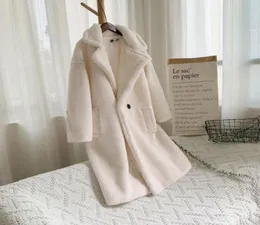 2019 Winter Teddy Casat Women Women Faux Fur Coat Jaqueta de ursinho de pelúcia espessa quente jaqueta de lã Fake Leve