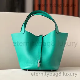 الأزياء الكلاسيكية مصنوعة يدويًا مصممًا يدويًا حقيبة حقيبة حقيبة بيضاء عالية الجودة ذات سعة كبيرة من الجلد Lychee نمط ناعم الشريط خمر حقيبة Bagc1