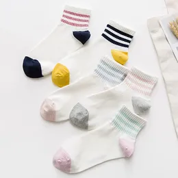 Kadın Socks Striped Calsetinler Harajuku Skarpetki Damskie Chaussette Femme Mujer Kore tarzı Japonya Beyaz Kadın Pamuk Spor