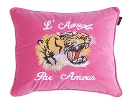 Luxury Designer Pillow Case Classic Tiger Head Mönster Broderi Kudde Cover 4545cm för hemdekoration och festival jul8462767