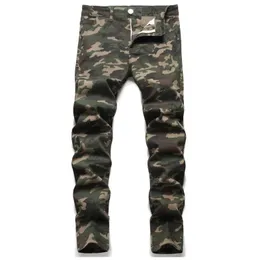 Ankunft männliche Denim -Jeans Camouflage Straight Fashion Cool vier Saison Dropship Hosen gewaschene Marke Trend Green Hosen 240420