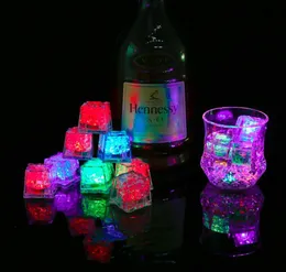 LED Ice Cubes Bar Flash Auto Change Crystal Cube Octactive Lightup 7 색상 낭만적 인 파티 웨딩 XMAS 선물 KD12560008