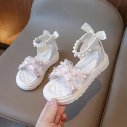 Childrens Sweet Princess Fashion Römische Schuhe 2024 Frühlings-/Sommermädchen Sandalen Sandalen Soft Sohle Bow Mesh Strandschuhe für Urlaub 240416