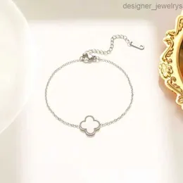 ジュエリーブレスレットデザイナーヴァンクローバーブレスレット4Four Leaf Vanly Clefly Charm Bracelets Bangle Chain 18K Gold Agate Shell MotherofPearl