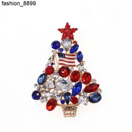 Broches de pinos 10 PCs/ lote American Bandal American Broche Rhinestone Tree de Natal Forma 4ª de JY USA Pins patrióticos para presente/ dhifo