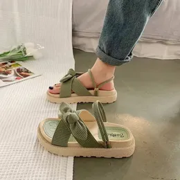 Sandias de Tacon İnternet Kadın Ayakkabı Yaz Peri Tarzı Moda Öğrenci Platformu Roman Lady Düz Ayakkabı 240423