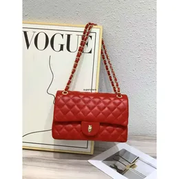 Tote Tasarımcı Çanta Çanta Kadın Çanta Tavaları Debriyaj Flap El çantası Klasik Ünlü Moda Seyahat Crossbody Yaz Omuz Çantası Cüzdan Cüzdanları