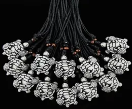 Ювелирные украшения целое 12pcslot племенное стиль имитация як -кости вырезанная милая мать дети морские черепахи ожерелья для подвески Lucky G3282156
