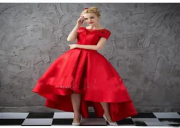 Wysokiej jakości czerwono -czerwony z przodu krótki tył Długie wieczorne sukienki imprezowe torfy z rękawami hilo formalne suknia balowa vesta5945569