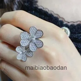 Designer Luxury Jewelry Ring Vancllf Alta versão V-Gold Full Diamond Clover Ring Lucky Grass Double Flower Feminino Palhado 18k Acessório versátil de ouro grosso