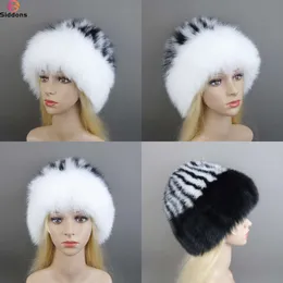 Caps Beanie/Kafatası Gerçek Pompom Bombacı Kış Şapkaları Rusça Kadın Kayak Maskesi Doğal Raccoon Kürk Şapkası Örme Kafa Beanies Sonbahar Kadın Kapağı 230814 Orijinal Kalite