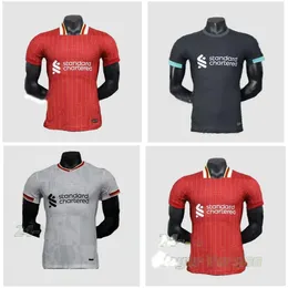 Redsmohamed Salah Darwin Nunez 24 25 Ev Away Erkekler Futbol Jersey Dominik Szoboszlai Andy Robertson Alisson Becker Joe Gomez Joel Matip Curtis Jones Kids Kit1