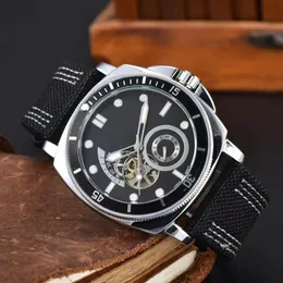 2024 Popular Mechanical's Men's Watch, Watch Mechanical Movement com três pinos, cinta de malha vintage