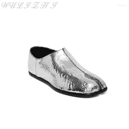 Casual Shoes Tabi Calf Leather Silver Flat Women's Split Toe Grunt Loafers Handgjorda spegel Damer 2024 Stil