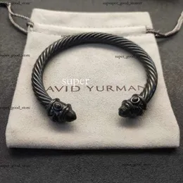 新しい2024 Dy Desginer David Yurma Jewelryトップ品質のブレスレットシンプルでエレガントな人気の織物ファッションリングデビッドブレスレットパンクジュエリーデビッドサイズ2 792