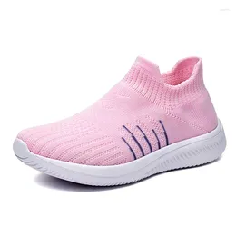 Sıradan Ayakkabı Kadın Spor Ayakkabı Kafası Nefes Alabilir Slip-On Light Running Fashion Sport Zapatillas de Deporte Büyük Boy 42