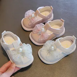 Kızlar Deri Ayakkabıları Ziyafet Partisi Bahar Çocukları Mary Jane Sweet Pearl Bow Prenses Bebek Ayakkabıları Chaussure Enfant Fille 240416