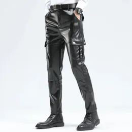 Pantaloni in pelle di pelle di qualità superiore elastica maschio motocicletta pantaloni finti tasche rock streetwear 240419