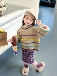 Одежда наборы для девочек костюм для свитера весна и осень 2024 детский западный стиль в западном стиле.