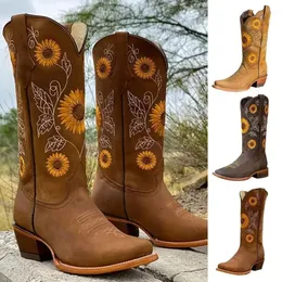 Wwomens cowboy broderi stövlar pu läder tryckta västra långa stövlar djupa v-mun high tube casual retro botas klassik 240415