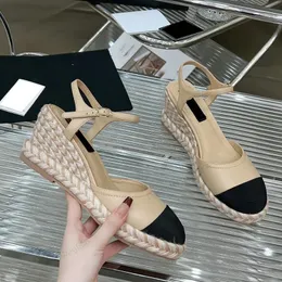 Spicchi designer da donna pescano sandali scarpe piattaforma in lana intrecciata spago intrecciata intrecciata per il tallone sandali regolabili sandali ricamato