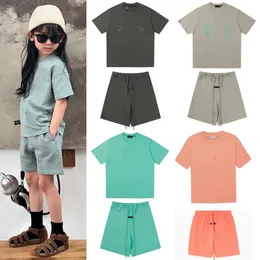 Ess Tasarımcı Çocuk Giyim Setleri Tshirts şortlu bebekler bebek kızlar kıyafetleri yaz lüks eşofman çocuk gençlik kıyafetleri kısa kollu
