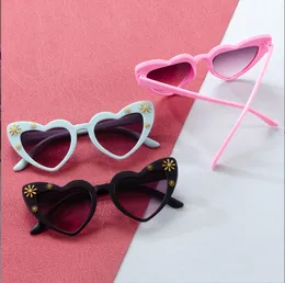 Children Cartoon Love Heart Shaped Kids Sunglasses Uv400 Protection Vintage Unisex Eyewear Fashion Cute Sweet Sun Glasses wholesale