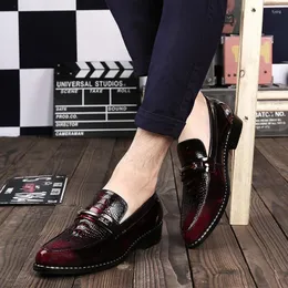 Casual Shoes Men's For 2024 High Quality Men Leather Fashion Male Vinage Classic Outdoor Loafers Soulier Homme