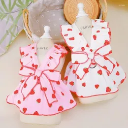 Abbigliamento per cani Summer Strawberry Stampa Fashion Fashion Gonna da cucciolo volante Cucciolo carino Cat Princess Pet costumi Chihuahua