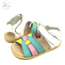 Lok Run Kids Schuhe Jungen Style Sandalen Baby Schuhe lässige Sandalen Anti-Rutsch Hohlluft Sport Kinder Sandalen Jungen Sandalen 240415