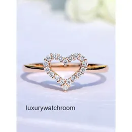 女性バンドTiifeany Ring Jewelry Rose Gold Hollow Heart Shaped Ring S925 Silver Sweet Peach Diamond Set Minimalist Womens