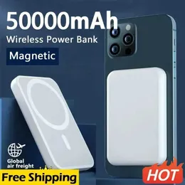 Банки питания сотового телефона Оригинал 1 1 MacSafe Power Pack Magnetic Wireless Power Pack, подходящий для iPhone 15 14 12 Pro Внешнее вспомогательное резервное батарельное батарейное устройство J240428