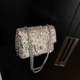 Frauen Mini -Pailletten Handtaschen Silbertasche Kleine Tasche Bling Fashion Lady Feiertagsklappe Abend Mädchen Glitzer Geldbörsen 240425