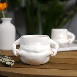Кружки Симпатичная керамическая кофейная чашка для чая с молоком с ручкой пухлая чашка живота, используемая для горячих и холодных напитков подарки на день рождения дома и офисное украшение J240428