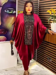 Afrikanska kläder i plus storlek för kvinnor Ankara Dashiki 2 PCS Set Sequin Outfits 2024 Autumn Fashion Velvet Tops Pants Byxor Suits 240423