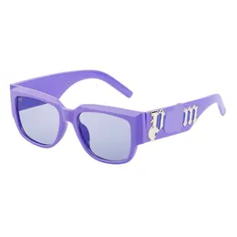 PLAM PLAM PLAM 2023 Óculos de sol feminino Metal Metal Letter Sunglasses Sun Eyes Cat Eyes Personalidade Pernas de espelho largo Hip Hop Glasses Tiktok