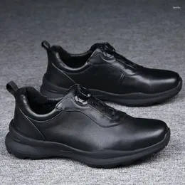 Lässige Schuhe echte Ledermänner Luxus drehende Schnalle Cowhide Sneakers Sport Jogging kalter Winter Fügen Sie Plüsch warmes Fleece hinzu