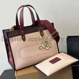 Lüks çanta tarlası çanta tasarımcısı omuz çantası kadınlar co moda orta deri çanta renk blok crossbody çanta rozeti büyük kapasiteli çanta tasarımcısı cüzdan bir ch 968322