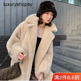 Maxmaras casaco ursinho de pelúcia feminino casacos de capa de lã Winter 22 novo qiao jingjing mesmo estilo espessado ovelha de pêlo cortado lamb hai