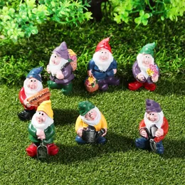 Gift Micro Landscape Handpainted Fairy Garden Gnomes Desktop Decoration Mini Gnome Figurines Miniature Dwarfs Statue 240424