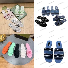 Sandálias de grife Itália Flipes Paris Novos escorregadores de borracha Denim Sandals azuis Brocadas Floral Homens Homens Ponto de Praia Listrada de Flips Flip