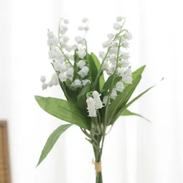 Torkade blommor 37 cm vita konstgjorda blommor plast 6 gaffelade blåklockor lily dal hem bröllop trädgård jul kontor tillbehör falska växter