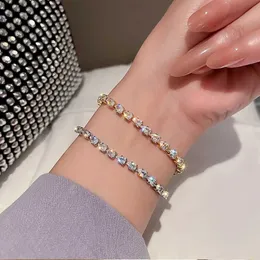 Kette neu koreanische glänzende AAA Kubische Zirkonia -Armbänder für weibliche luxuriöse exquisite Kristallperlenkette Frauen Schmuck Hochzeitsfeier Geschenk