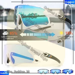 Scvcn Red Blue Pochromic Sunglasses for Men Cycl Glasses Fashion Style Eyewear Protection Uv400 Classic MTB Road Bike 541