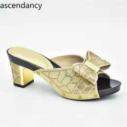 Scarpe eleganti estate alte talloni per donne designer di lusso di lussuoso donna pompe per feste nigeriane eleganti