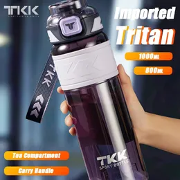 TKK Sports vattenflaska med Tea Drain Fliter Tritan Portable Straw and Direct Adults Outdoor Gym Kettle BPAFREE LEAKSEFATHE 240419