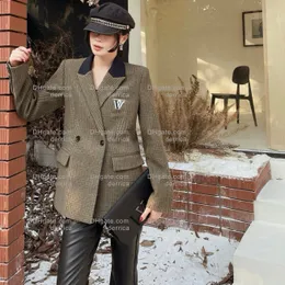 Designer Women Blazer Jacket Coat Woman Retro Style V Letters Spring Autumn New Tops Lançado