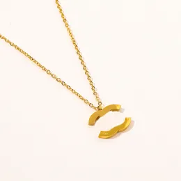 Einfacher Designer 18K Gold plattiert Anhänger Halsketten berühmte Marke Doppelbuchstaben Edelstahl Stahl Stähle Seal Halskette Liebhaber Geburtstagsfeier Schmuckzubehör Accessoires