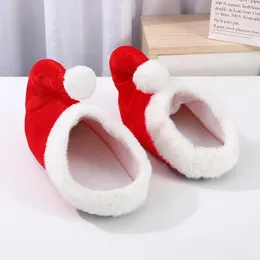 Decorazioni natalizie pantofole fuzzy graziose scarpe da elfo rosso casa cosplay costume oggetti di scena per la festa della casa decorazione